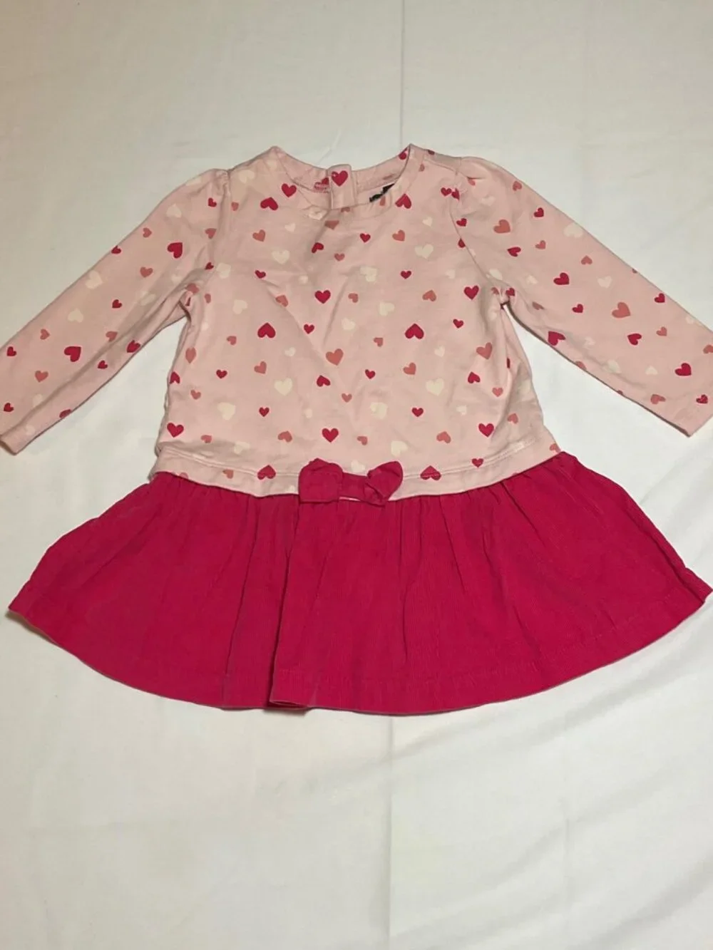 Gap Baby Girls 12-18 Months Pink Heart Bow Long Sleeve Corduroy Bottom Dress